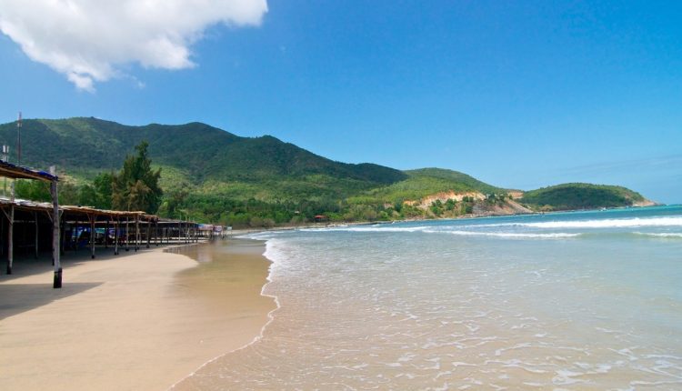 bai-dai-cam-ranh