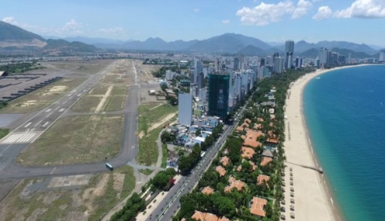 san-bay-nha-trang-vietnamnet-19