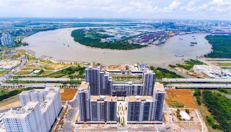 thu-thiem-nong-sai-pham-lum-xum-dat-vang-nha-trang-2